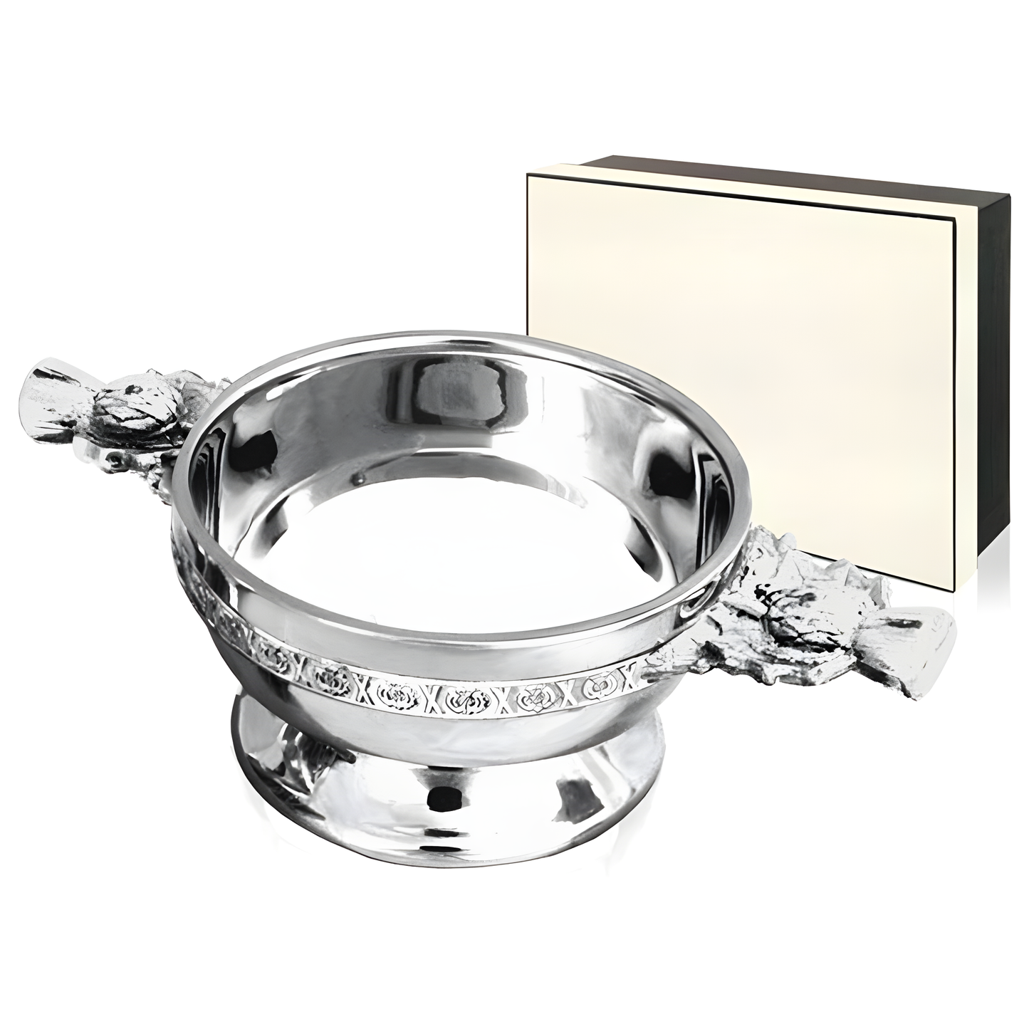 4-inch pewter quaich with thistle handles in a gift box, traditional Scottish drinking bowl.