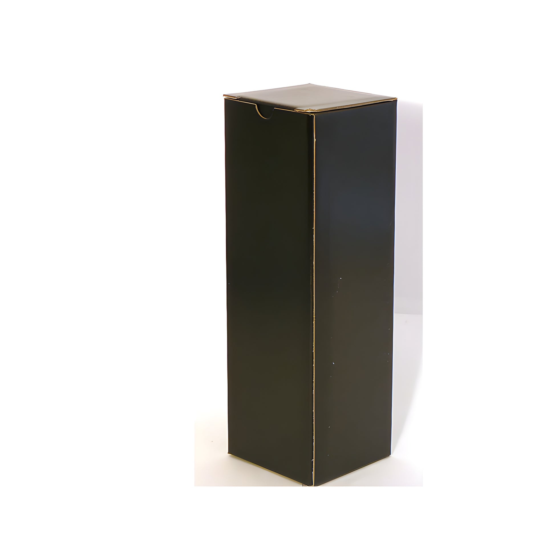 Black tall cardboard box for flute 27x5x9 cm vertical view.