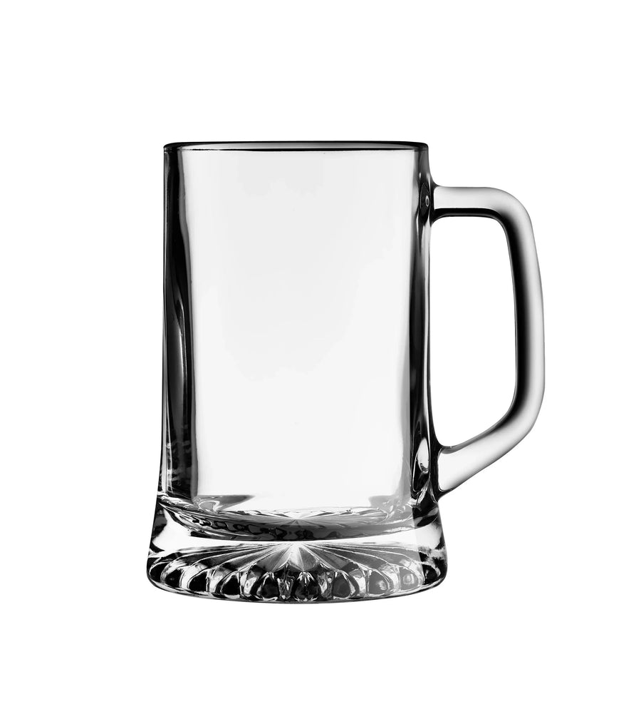 Beer glasses and tankards